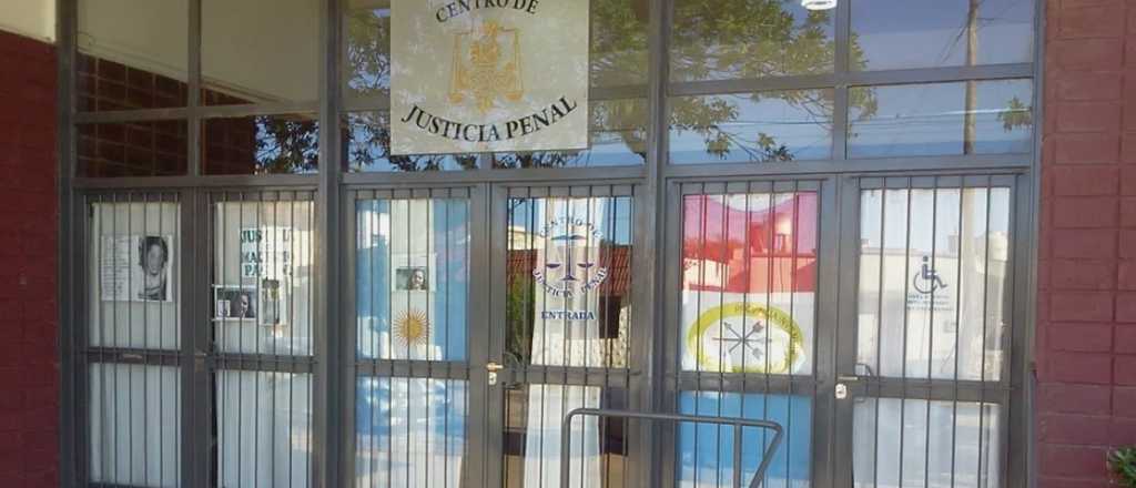 Abusó de una adolescente, golpeaba a su pareja y le dieron prisión preventiva