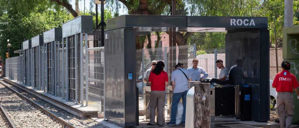 El Metrotranvía sumó un nuevo parador inteligente en Las Heras