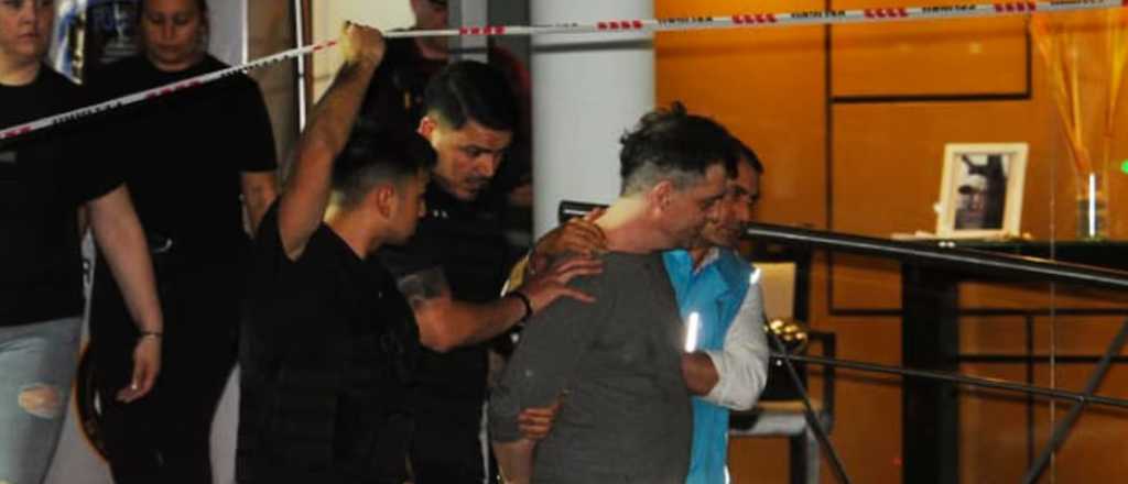 Pastillas y alcohol: lo que encontraron en el departamento de Lourdes