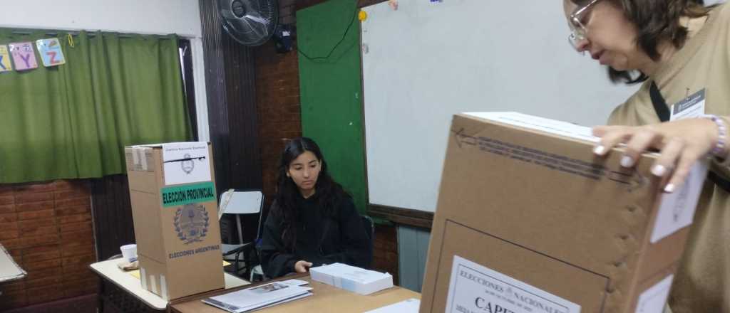 Mendoza elige legisladores