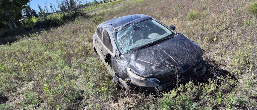 Alcoholizado y sin licencia, un hombre volcó en Alvear
