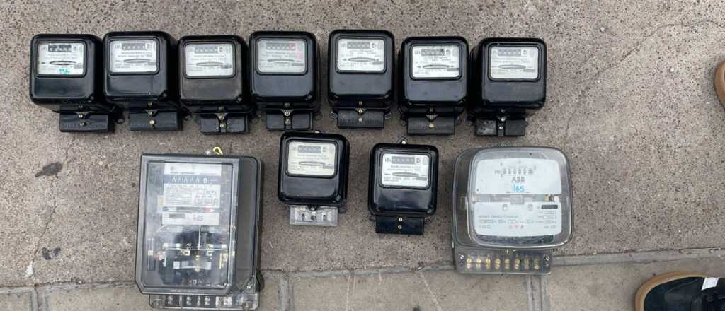 Detuvieron a un sospechoso en Guaymallén por venta de medidores robados