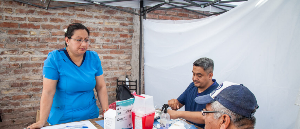 Prevención y controles: la campaña de Las Heras por el cáncer de próstata