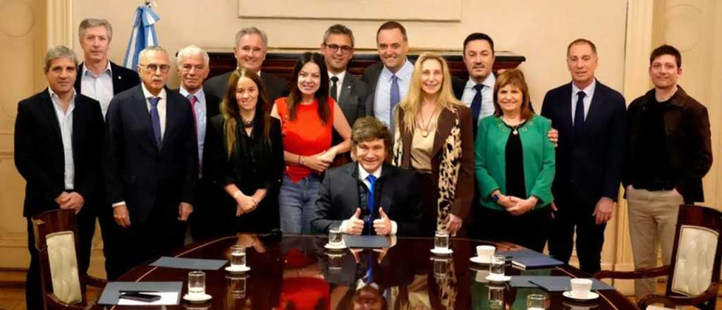Milei reuni&oacute; a su nuevo Gabinete: &iquest;qu&eacute; les pidi&oacute;?
