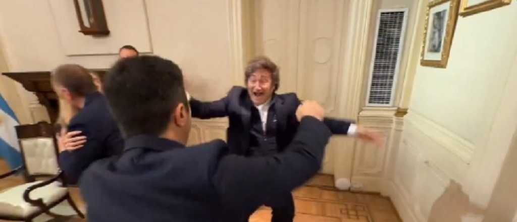 El abrazo entre Milei y Petri marcó el tono de la primera reunión de Gabinete