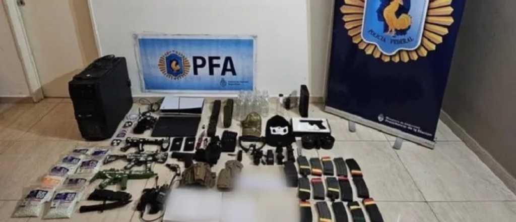 Detuvieron a un adolescente que planeaba un atentado en un colegio