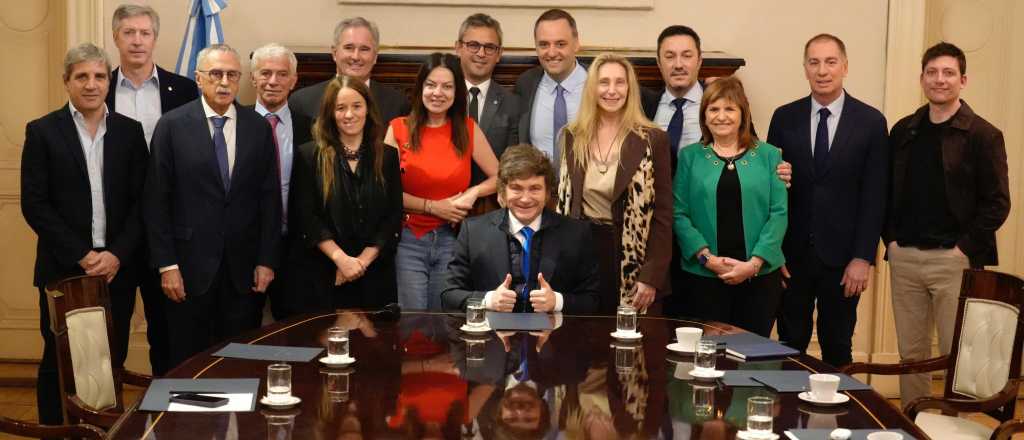 Reunión de "mesa chica" y Gabinete completo en Casa Rosada