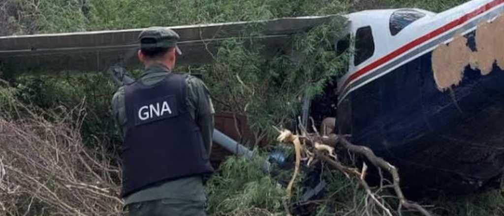 Se estrell&oacute; un avi&oacute;n con 130 kilos de droga a bordo