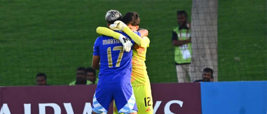 Argentina gole&oacute; 7-0 a Fiji y gan&oacute; su grupo