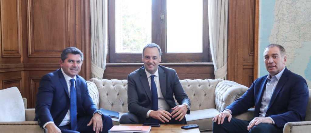 Santilli prepara una gira por provincias para reforzar relación con gobernadores