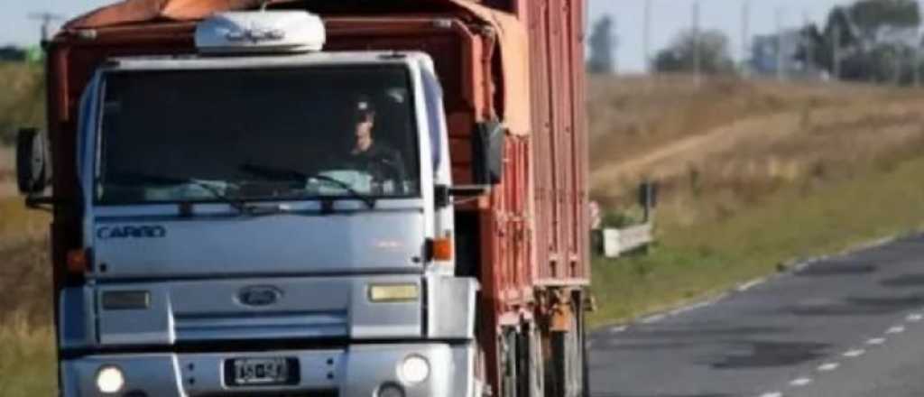 Atacaron a un camionero mendocino en La Rioja