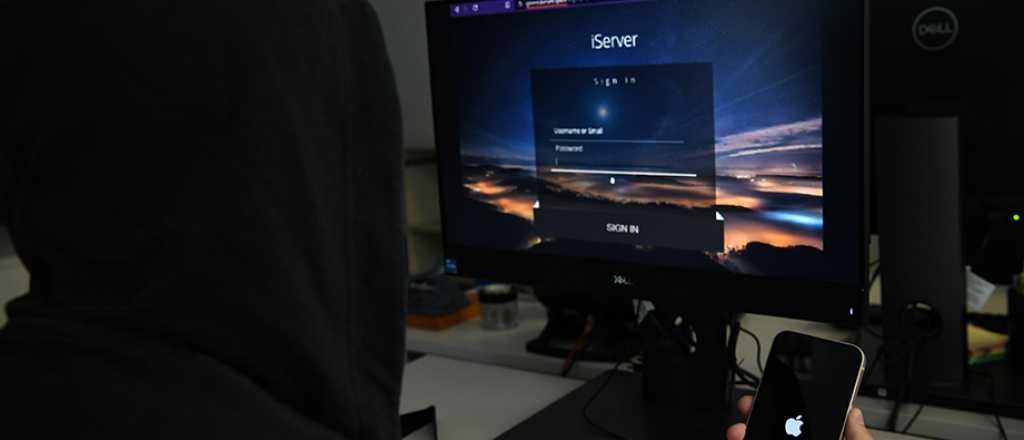 Cómo funcionaba la "academia" que enseñaba a desbloquear iPhone robados