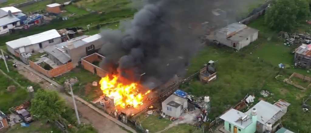 Acusan a un ni&ntilde;o de 10 a&ntilde;os de abuso: incendiaron su casa 