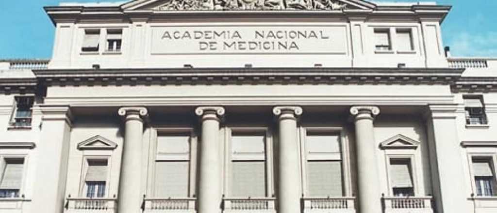 La Academia de Medicina rechazó la transición de género en menores