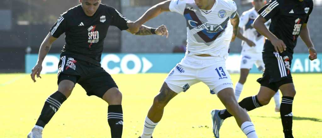 En el partido del a&ntilde;o en el Gambarte, c&oacute;mo llegan el Tomba y Riestra