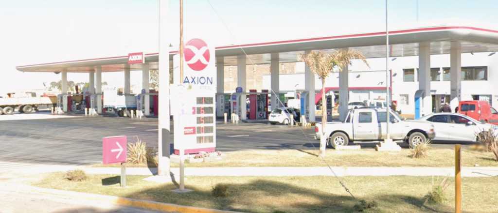 Robaron gran cantidad de dinero a un camionero en una estación de servicio