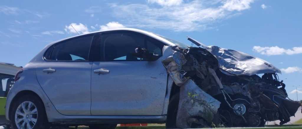 Una mendocina de 81 años chocó contra un árbol en San Luis