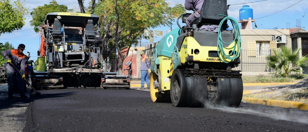 Atención Godoy Cruz: corte en media calzada en una zona transitada