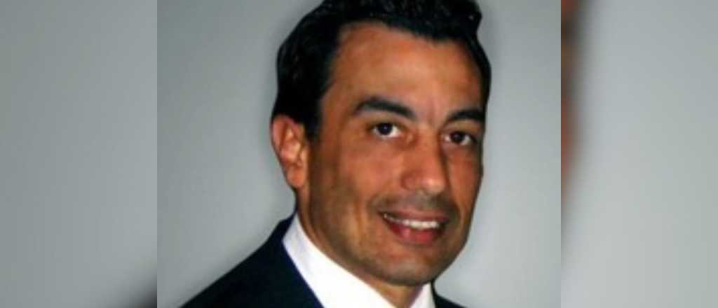 Quién es el aviador que apuntan como el "lavador de dinero" en la ANDIS