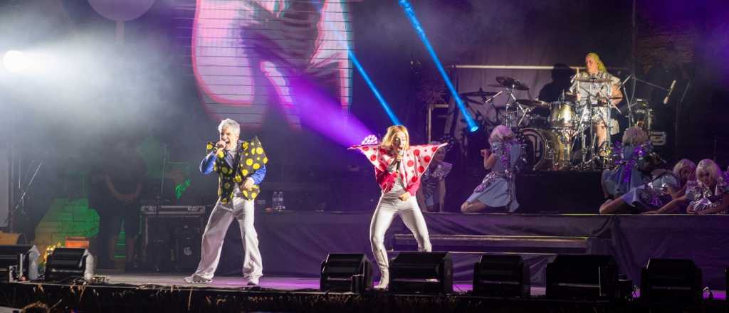 Alucinante show de Miranda! en la segunda noche de la Peatonal del Vino