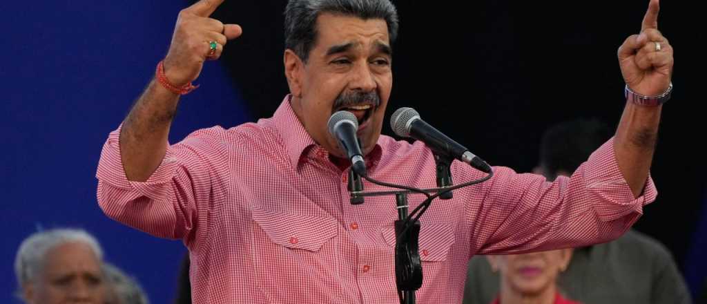 Maduro cantó "Imagine" de John Lennon pidiendo "peace"