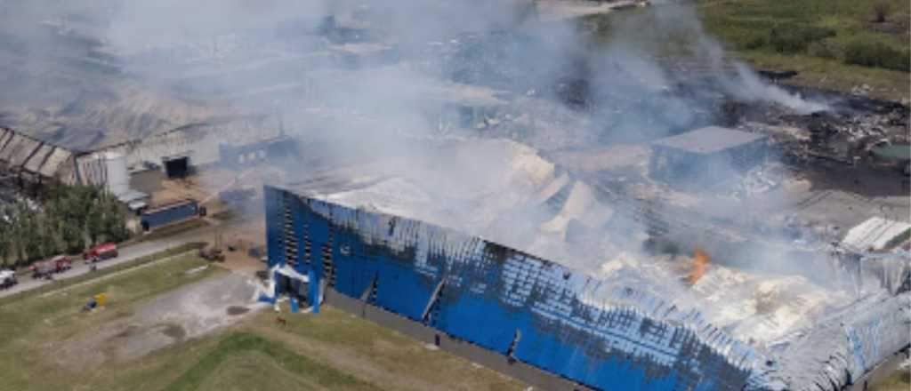 Comienza el peritaje para establecer el origen del incendio en Ezeiza