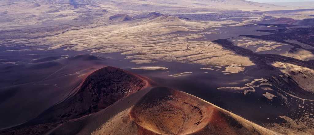 La reserva en Mendoza con m&aacute;s de 800 volcanes que parece otro planeta