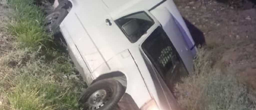 Arrestaron en Guaymallén a un joven reincidente que volcó un vehículo para huir