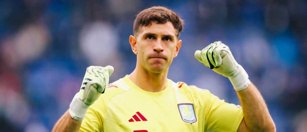 Juega el equipo del Dibu Martínez por la Europa League: hora y TV