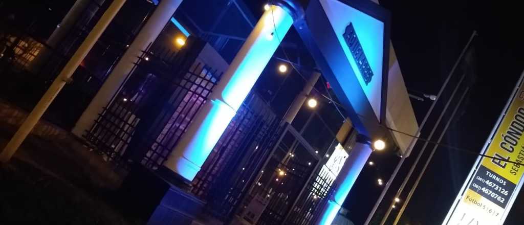 Conduc&iacute;a ebrio y atropell&oacute; a un peat&oacute;n frente a un boliche en Guaymall&eacute;n