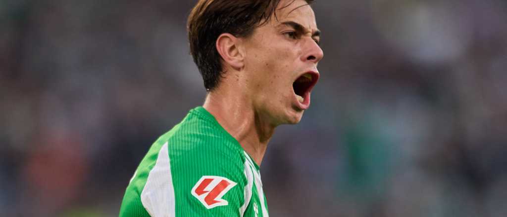 Video: Valentín Gómez salvó al Betis con su primer gol en Europa