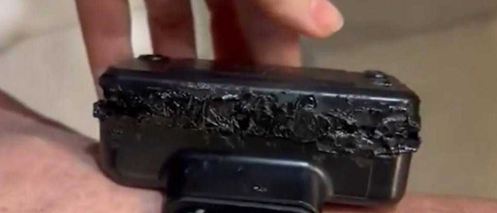 Video: así quedó la tobillera de Bolsonaro después de que intentó quemarla