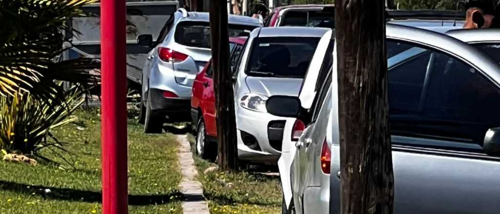 Perlita: vecinos de un country de Luján se quejan por un predio deportivo