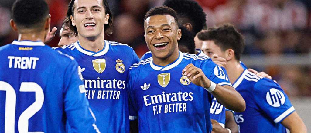 Tres goles en 7 minutos y póker: locura total de Mbappé en la Champions