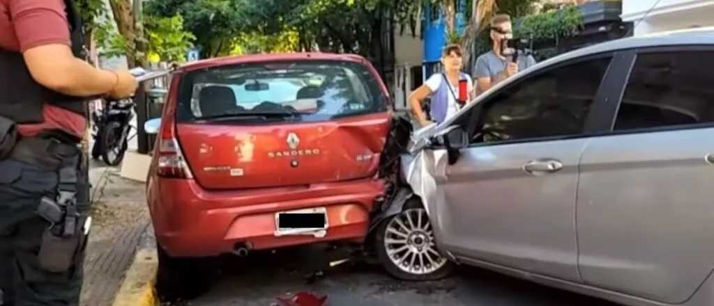 Enyesado y borracho chocó a tres autos en Palermo y se atrincheró