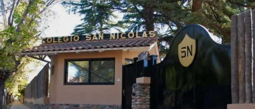 Otra escuela sin celulares: "Las chicas usan redes, los chicos apuestas"