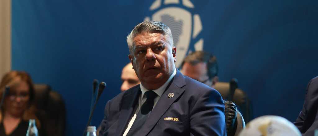 Conmebol ratificó a Tapia como representante ante la FIFA en medio de las críticas