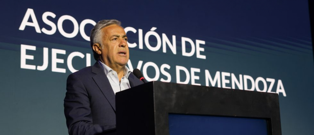 Cornejo se reunió con ejecutivos y prometió baja de tributos