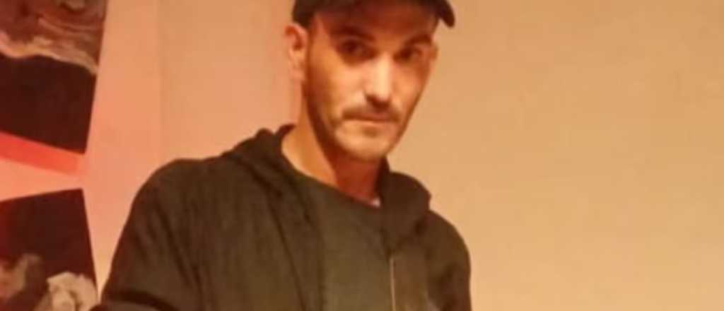 Guitarrista de una banda de Punk murió en el escenario