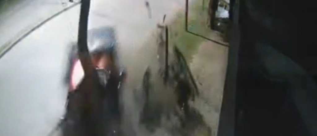 Persecuci&oacute;n fatal en Paso del Rey: un asaltante muri&oacute; calcinado