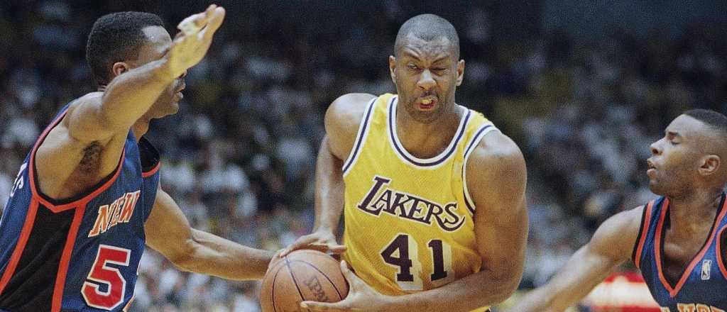 Dolor por la muerte de una figura que brilló en los Lakers y fue campeón