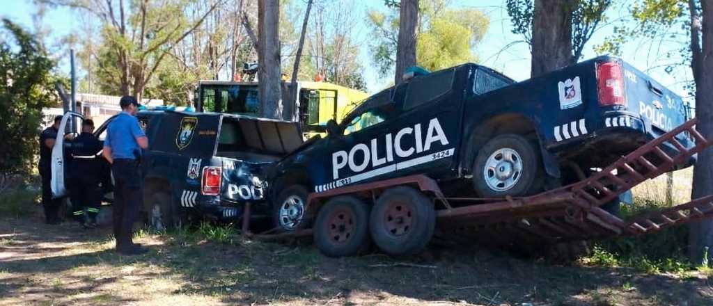 Se accidentó una camioneta policial que remolcaba otra en San Rafael