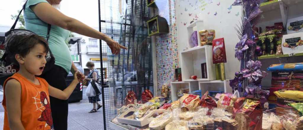 Canasta Navide&ntilde;a: fuertes subas en alimentos y alivio parcial en decoraci&oacute;n