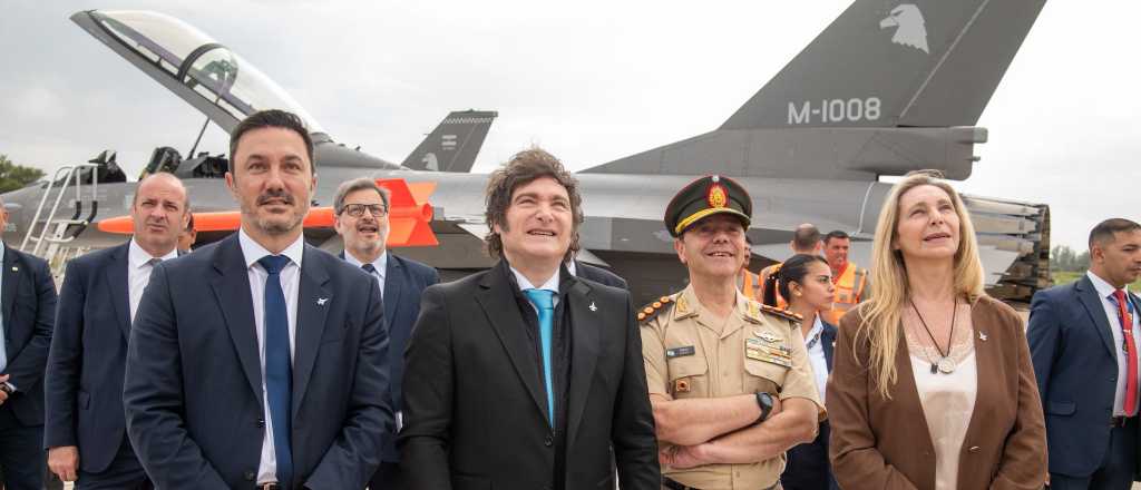 Luis Petri presentó su renuncia a Defensa: "La misión está cumplida"