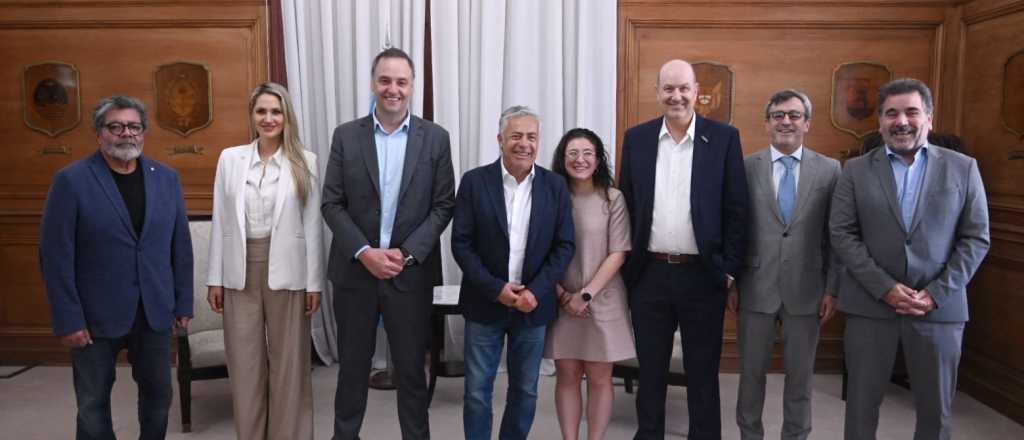 Cornejo vuelve a Casa Rosada para la &uacute;ltima reuni&oacute;n del Consejo de Mayo