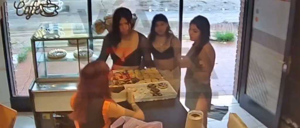 Video: tres chicas dieron una paliza a una panadera a la salida del boliche
