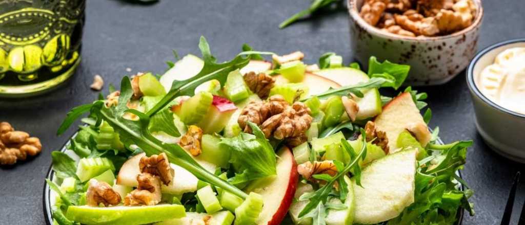 Ensalada Waldorf: el clásico gourmet que sigue conquistando mesas