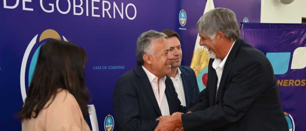 Cornejo subsidiará obras turísticas de montaña y pide más inversión privada