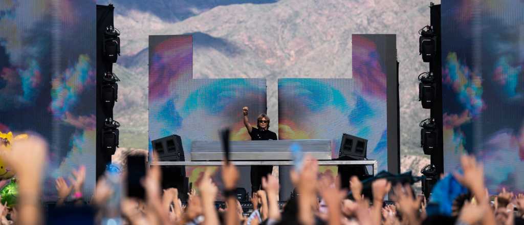 Sunsetstrip 2025: Catt&aacute;neo brill&oacute; en el Gran Hotel Potrerillos 