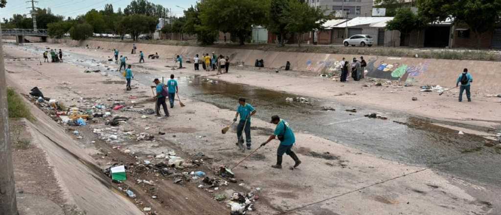 M&aacute;s de mil toneladas de basura se recolectaron este a&ntilde;o en el canal Papagayos